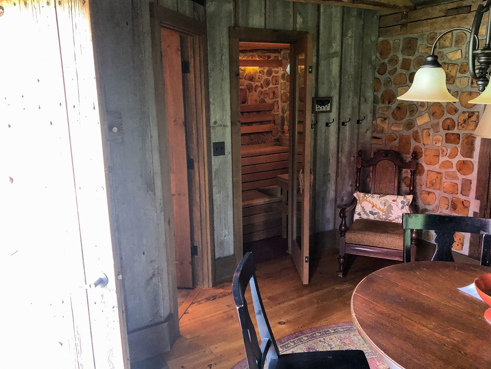 Kohler Travel: Sauna house